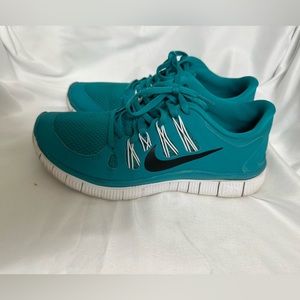 Nike - free 5.0 women’s 7